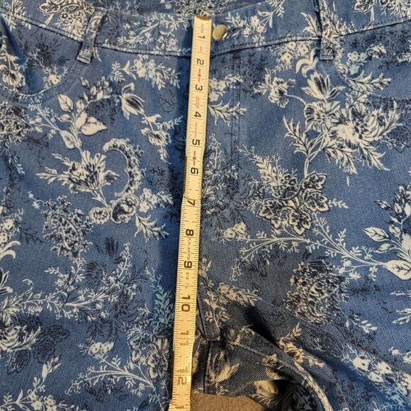 Time & Tru Womens Size XL (16-18) High Rise Denim Style Pull On Floral Jeggings - Picture 8 of 11